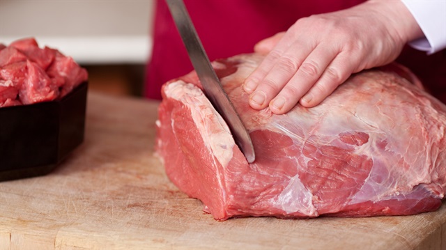  Et ve Süt Kurumu (ESK) karkas dana eti satışına başladı.