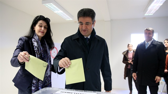 الأتراك بألمانيا يبدأون التصويت في الاستفتاء على التعديلات الدستورية