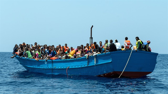 Akdeniz'de göçmenleri taşıyan bot alabora oldu, 146 göçmen kayboldu
