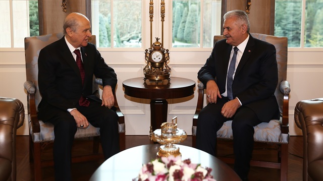 ARŞİV- Başbakan Yıldırım ile MHP lideri Bahçeli, yeni anayasa sürecine ilişkin olarak ikili toplantılarda bulunuyor.