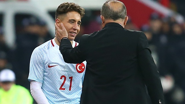 Emre Mor, Moldova maçında gösterdiği performansla alkış aldı.