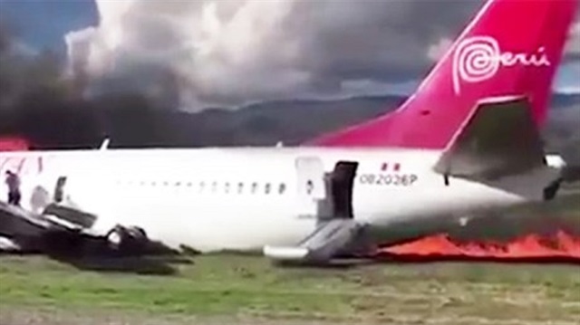 بالفيديو.. طائرة ركاب تحترق مثل بركان