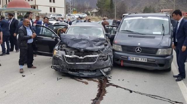 Milli Savunma Bakanı Fikri Işık' ın Gümüşhane programı sırasında konvoyunda kaza meydana geldi. 