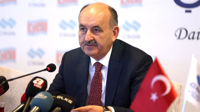 1 Ocak- 29 Mart arasında kamu ve kamuda ihaleli çalışanlar hariç, 4A sigortalı özel işyerlerinde çalışan artı istihdam 443 bin 247 kişiye ulaştı.