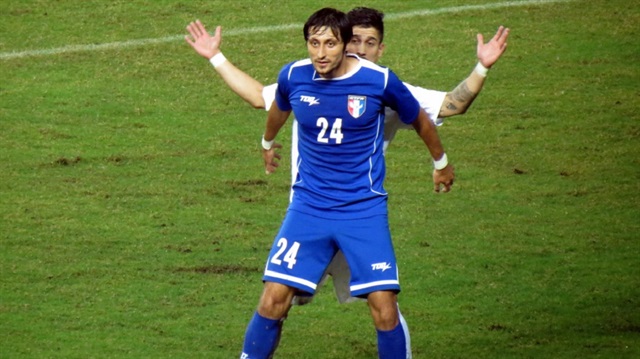 Çanakkale'de futbol hayatına başlayan Onur Doğan, Tayvan'a yerleştikten sonra Türkiye'de belki de gösteremeyeceği yeteneklerini gösterdi ve Milli Takıma kadar yükseldi. 