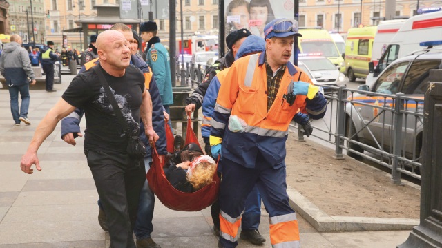 Metroda çifte saldırı