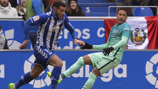 Theo Hernandez bu sezon Alaves formasıyla çıktığı 36 maçta 1 gol atarken 3 de asist kaydetti. 