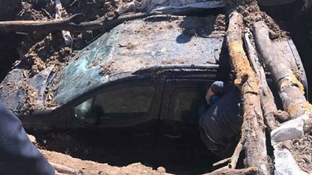 ​PKK'nın eylem aracı toprağa gömülmüş bulundu​