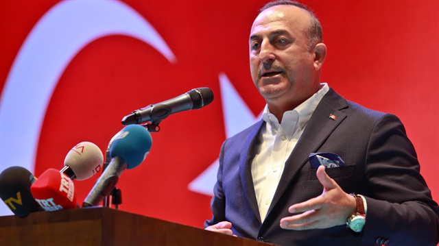 Çavuşoğlu, Sadece bir hava üssüne müdahale yeterli olmadığını söyledi. 