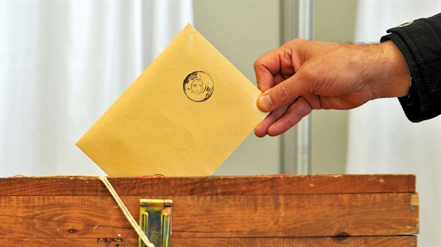 16 Nisan Pazar günü düzenlenecek referandumda Cumhurbaşkanlığı sistemi anayasa değişikliği oylanacak.