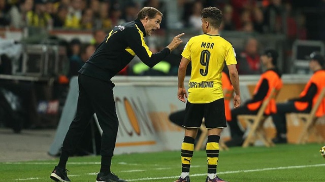 Emre Mor son zamanlarda Dortmund'da forma şansı bulmakta zorlanıyor.