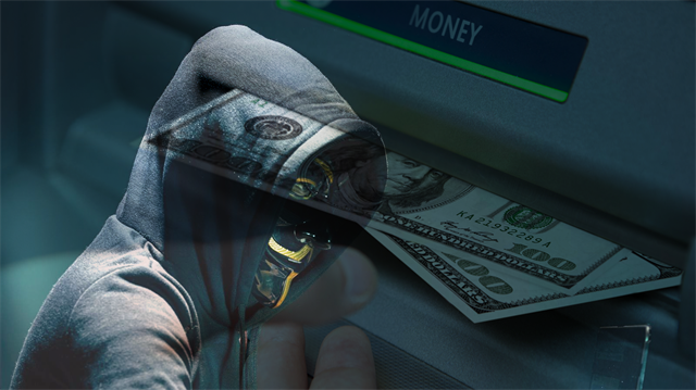 Hackerlar ATM'ye el sürmeden 800 bin dolar para çaldı.