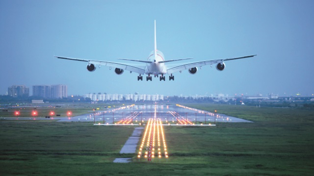 Salyazı Havalimanı 50 metre genişliğinde, 3 bin metre uzunluğunda piste sahip olacak.