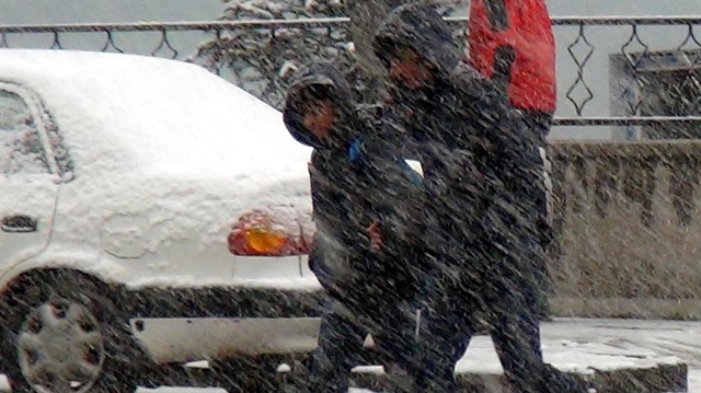 Meteoroloji bazı illere kar yağışı uyarısında bulundu.