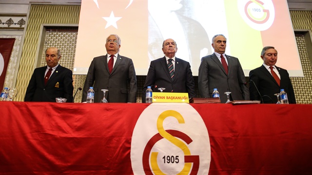 Galatasaray'ın divan kurulu toplantısı basına kapatıldı. 