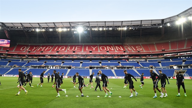 Beşiktaş dün mücadelenin oynanacağı Park Olympique Lyonnais'te son idmanını yaptı.