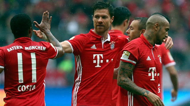 Xabi Alonso, Alman ekibi Bayern Münih'te bu sezon 32 maçta 3 gol kaydetti.

