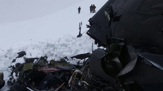 Tunceli'nin Pülümür ilçesinde 7 polis, 1 hakim, 1 astsubay ve 3 mürettebatı bulunan emniyete ait helikopterin enkazına ulaşıldı.