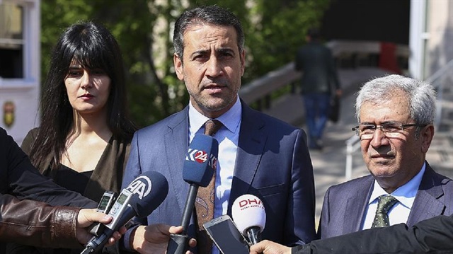 HDP Grup Başkanvekili Ahmet Yıldırım, adliye önünde açıklama yaptı. 