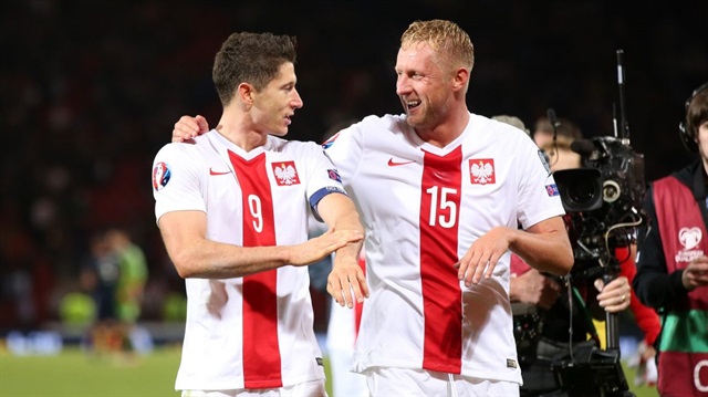 Polonyo Milli Takımı formasını da giyen Glik, EURO 2016'da gösterdiği performansla adından söz ettirdi.