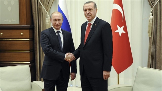 بوتين يهنئ أردوغان بنتيجة الاستفتاء على التعديلات الدستورية