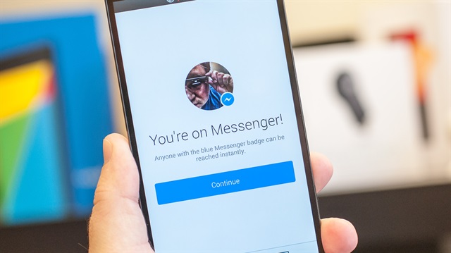 Facebook Messenger'a kısa süre sonra önce Spotify, daha sonra Apple Music uygulaması entegre olacak.