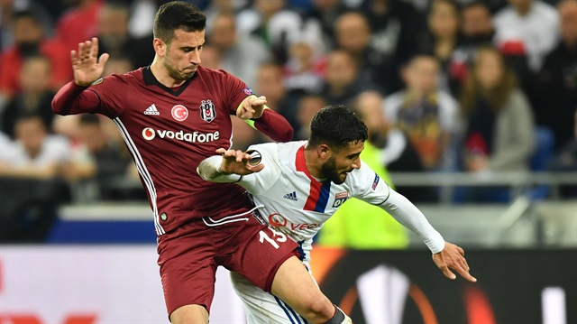 Beşiktaş Olympique Lyon CANLI - TRT 1 canlı izle! BJK Lyon maç yayını izle - Yeni Şafak