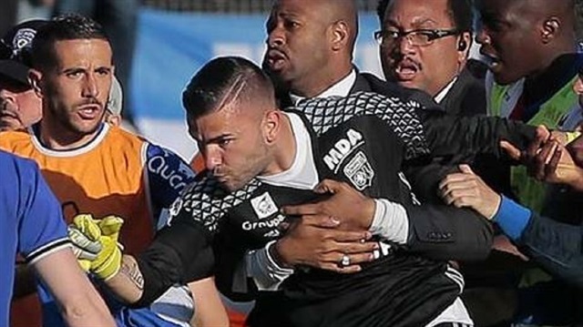 Lyon'un Fransız kalecisi Anthony Lopes'in Bastia maçındaki gergin tavırları olayların fitilini ateşlemişti.