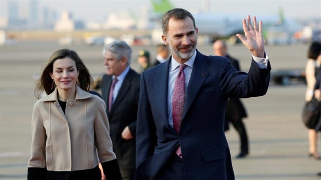 Spain's King Felipe (R) and Queen Letizia (L). 