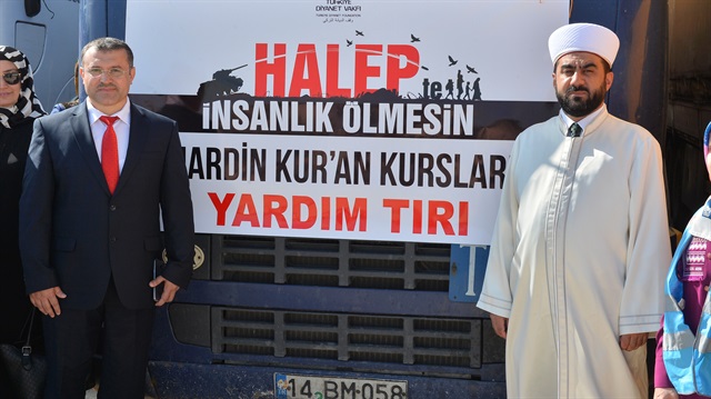 "ماردين" التركية ترسل 22 شاحنة مساعدات للمحتاجين في سوريا