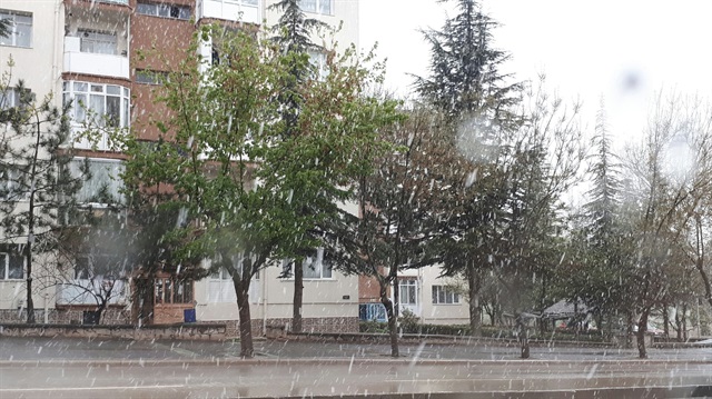 Eskişehir'de kar yağışları etkili oluyor
