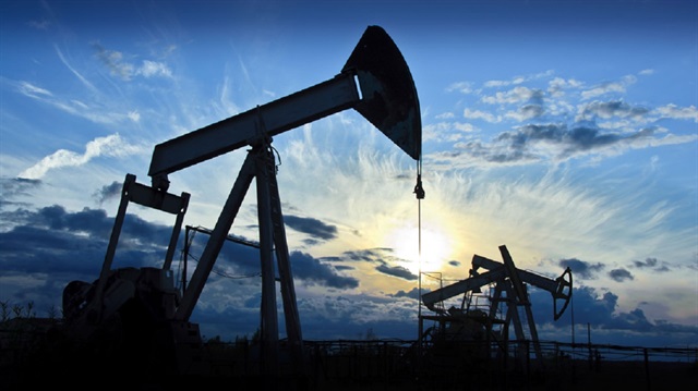توجه خليجي نحو تمديد اتفاق خفض انتاج النفط 