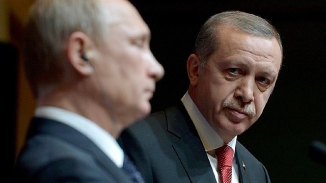 Russian President Vladimir Putin (L) and Turkish President Tayyip Erdoğan (R). 