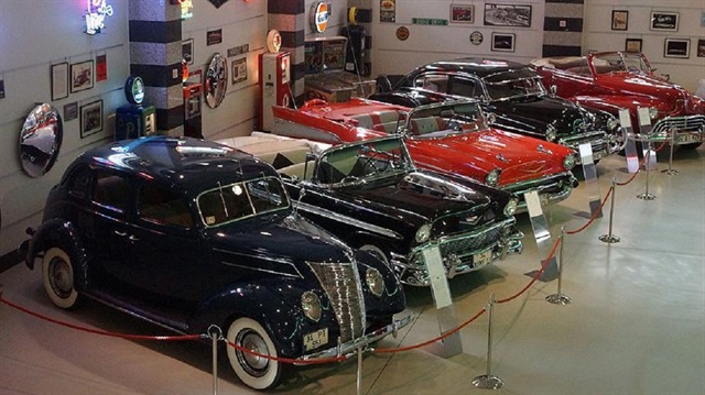 Ural Ataman Klasik Otomobil Müzesi otomobil tutkunları için inanılmaz güzellikler barındırıyor.