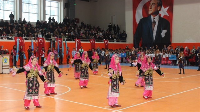​​Kütahya'da 23 Nisan törenleri etkinliklerle kutlandı