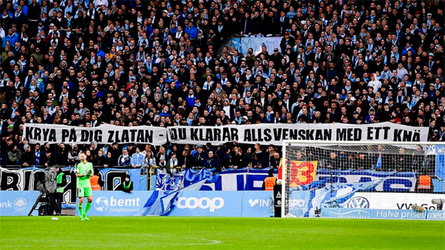 Malmö taraftarı Zlatan Ibrahimovic'e yaşadığı sakatlık sonrası çağrıda bulundu.