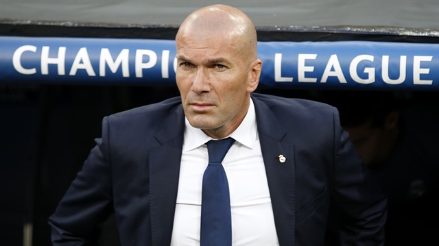 Zidane'ın sezonu kupasız tamamlaması durumunda takımdan gönderileceği iddia edildi. 