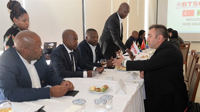 BTSO, Güney Afrika Cumhuriyeti’nin Ekurhuleni şehrinin Belediye Başkanı Charles Masina ve Afrikalı yatırımcıları ağırladı.