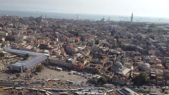 Çevre ve Şehircilik Bakanı Mehmet Özhaseki, Türkiye genelinde 7.5 milyon yapının dönüştürülmesi gerektiğini, söyledi. 