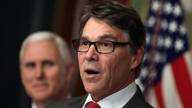 Secretary of Energy Rick Perry speaks during his swearing in ceremony