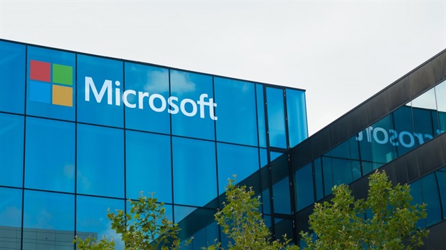 Microsoft'un net karı yüzde 27,6 ve geliri yüzde 7,6 artış gösterdi.