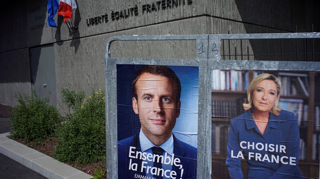 Fransız halkı siyasetçilere güvenmiyor