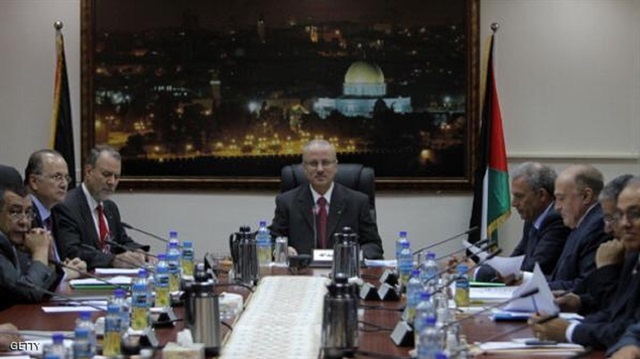 الحكومة الفلسطينية تحمل "إسرائيل" المسؤولية عن حياة المضربين