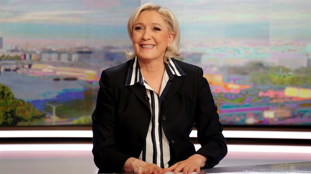 Ulusaş Cephe'nin aşırı sağcı lideri Le Pen