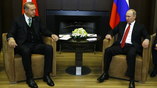 Cumhurbaşkanı Tayyip Erdoğan ile Rusya Devlet Başkanı Vladimir Putin, Rusya’nın Soçi kentinde bir araya geldi.