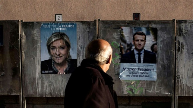 ​Fransız seçmen radikalleşiyor
​