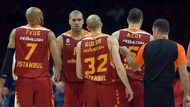 Galatasaray Kulübü 4 basketbolcunun yarın oynayamayacağını açıkladı.