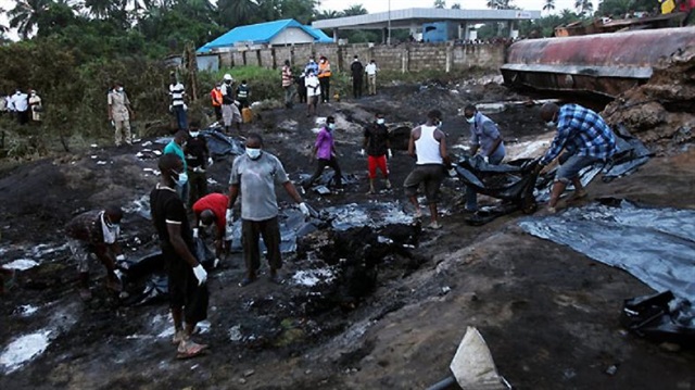 ​Nijerya'da iki otobüs çarpıştı: 26 ölü 
​