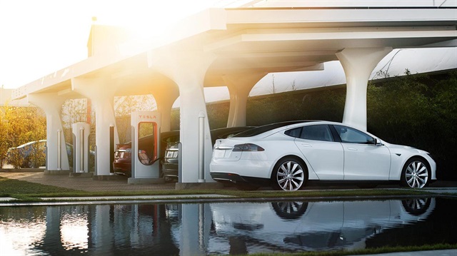 Tesla sahiplerine sevindirici haber: Şarj istasyon sayısı iki katına çıkıyor