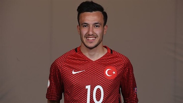 Galatasaray altyapısında forma giyen Atalay Babacan, sarı kırmızılı takımla profesyonel sözleşme imzalayacak.